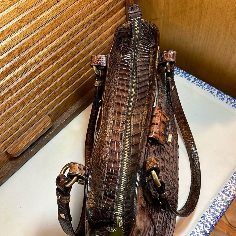 Brahmin Colette Melbourne croc embossed leather in pecan brown shoulder bag - Picture 9 of 17